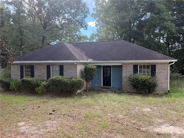 1075 Salco Rd W, Axis, AL 36505