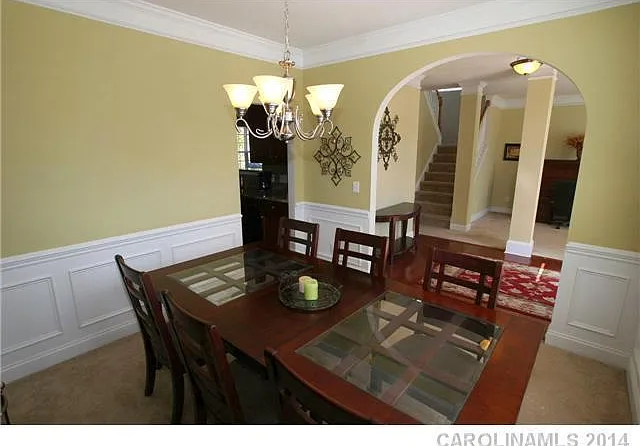 10132 Montrose Dr NW — Photo 4