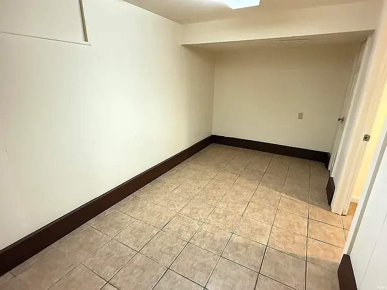 514 S Eastside Dr — Photo 21