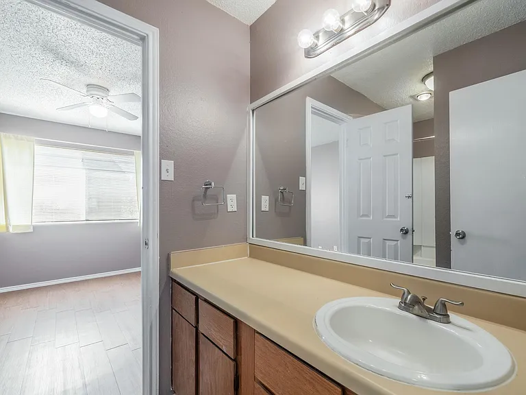 5807 Spring Meadow Rd #B — Photo 23