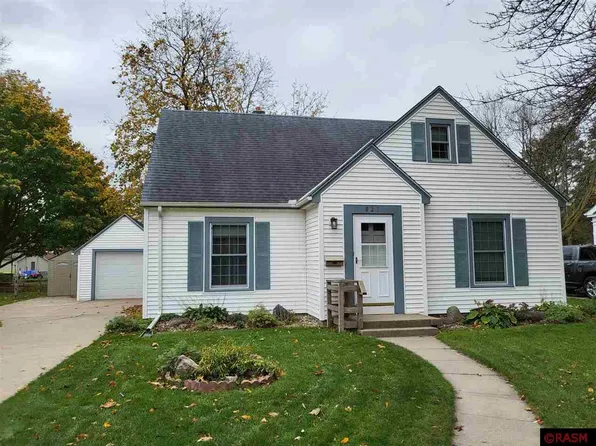 827 Nicollet Ave, North Mankato, MN 56003