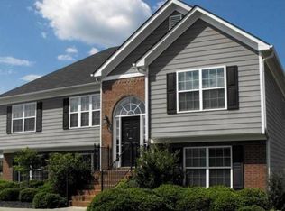 60 Colonial Cir, Cartersville, GA 30120