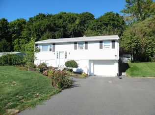 369 Jarvis Ave, Holyoke, MA 01040