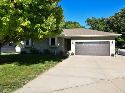 1323 10th Ave, Kearney, NE, 68845