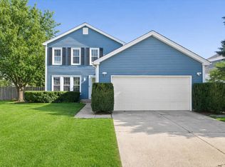 421 Thompson Blvd, Buffalo Grove, IL 60089