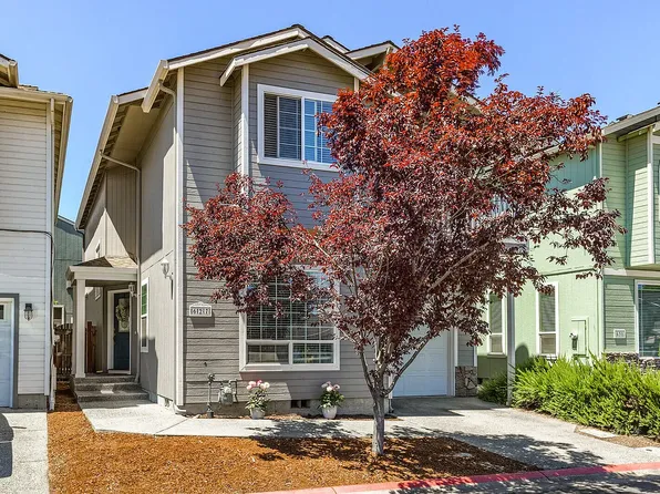 627 Shadow Way, Central Pt, OR 97502