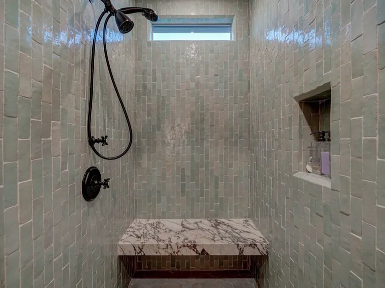 313 E Lime Ct #4 — Photo 11