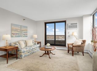 7600 Golden Valley Rd APT 709, Golden Valley, MN 55427