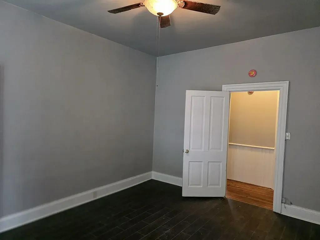 78 Parkview Avenue, Unit 1 — Photo 4