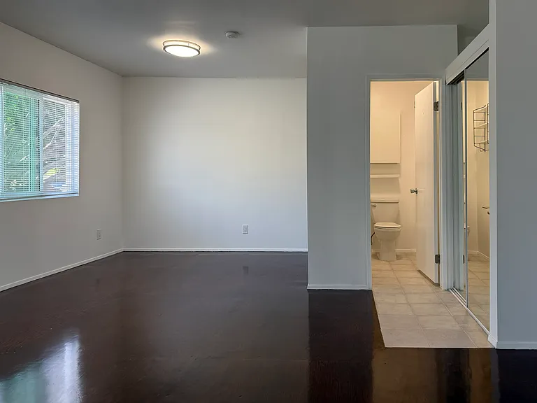 2727 E Colorado Blvd #C — Photo 10