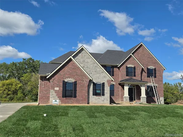 3721 Kinsley Blvd, Ann Arbor, MI 48105