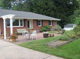 1146 Jacob Burner Dr, Mc Gaheysville, VA 22840