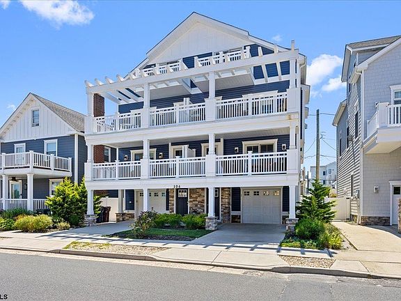3rd image of 104 S New Haven Ave