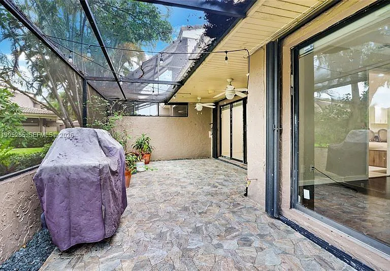 Bonnie Brae Way — Photo 3