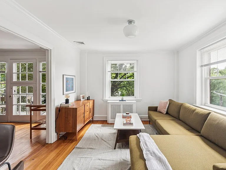 Greenwood Terrace — Photo 2