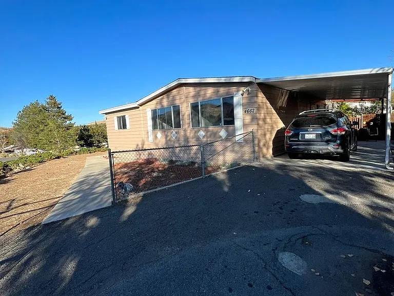 4662 Maynard Way — Photo 2