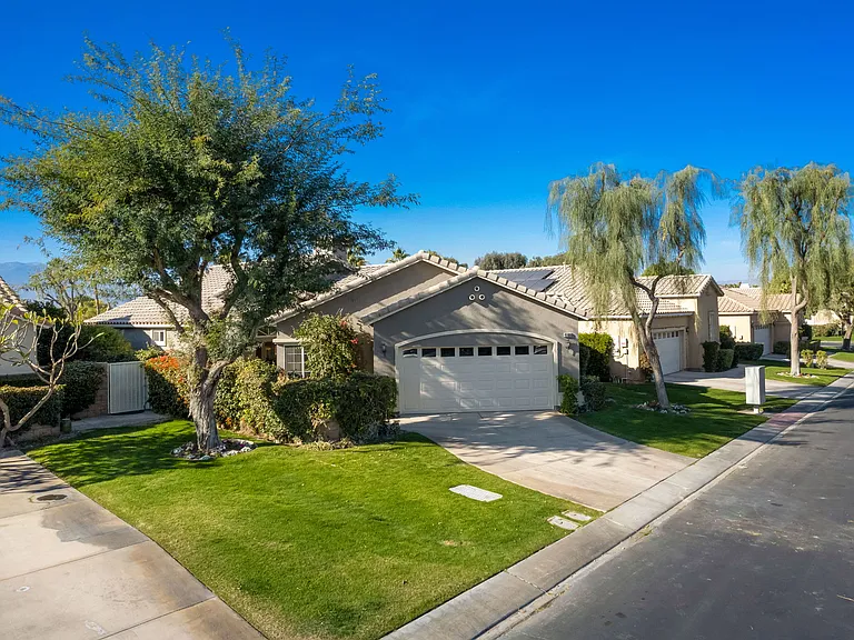 45809 Crosswater St — Photo 44