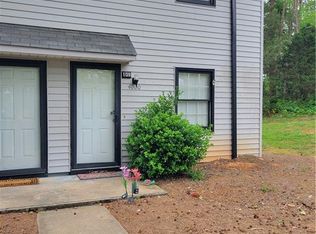 4000 S Bend Dr #109, Winston Salem, NC 27107