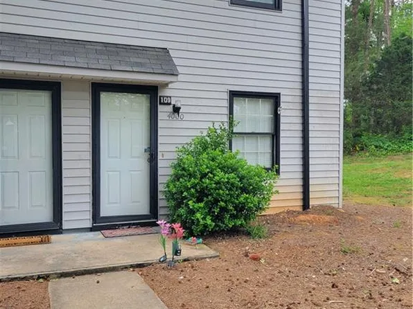 4000 S Bend Dr #109, Winston Salem, NC 27107