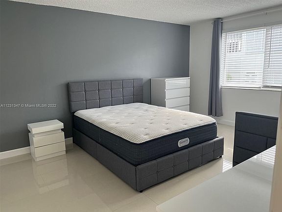 5th image of 860 NE 78th St APT 203