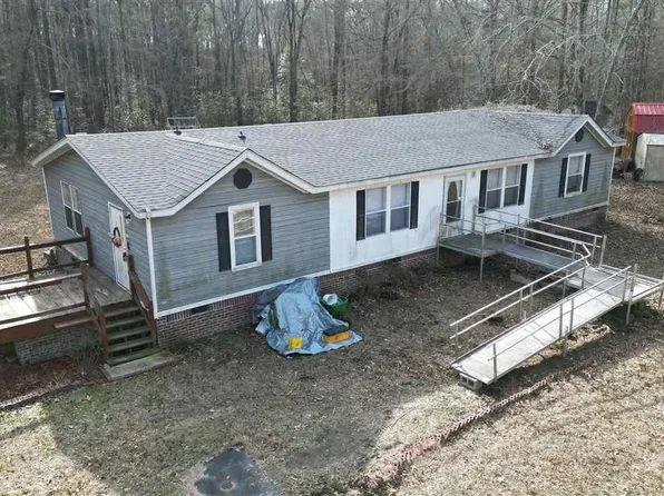 503 Jamestown Rd, Bishopville, SC 29010