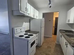 13308 127th St NW #307, Edmonton, AB T5L 1B4