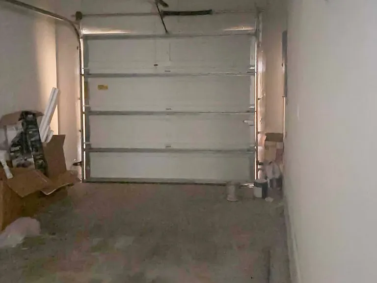 25 Crossing Ln #D — Photo 16