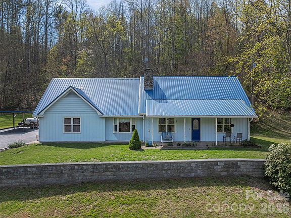 2nd image of 444 Martin Branch Rd