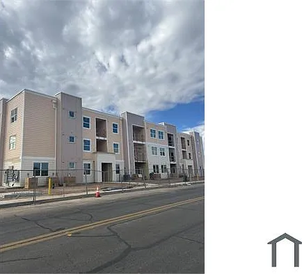 451 S 18th St — Photo 3