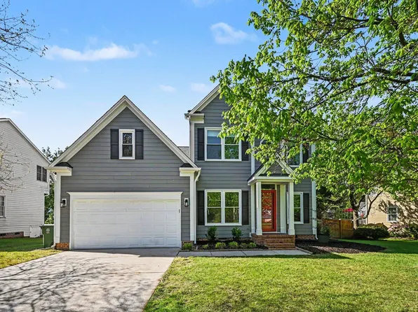 104 Whitehaven Ln, Cary, NC 27519