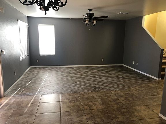 3rd image of 3027 E Tonto Dr