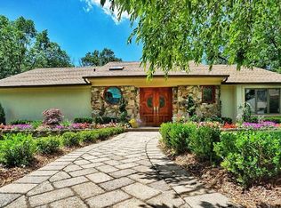 36 Midland Rd, Staten Island, NY 10308