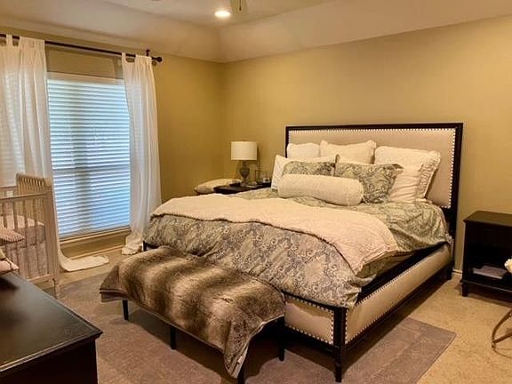 5th image of 5918 Pedernales Dr