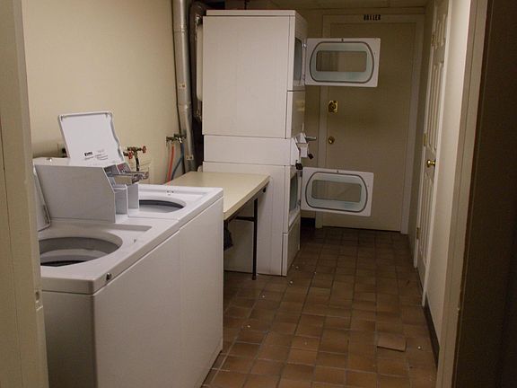 KITCHEN TO LIVING ROOM