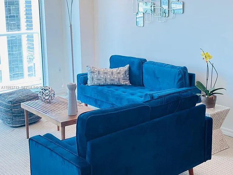 500 Brickell Ave #2708 — Photo 16