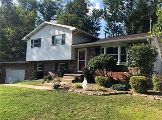 407 Blair Dr, New Castle, PA