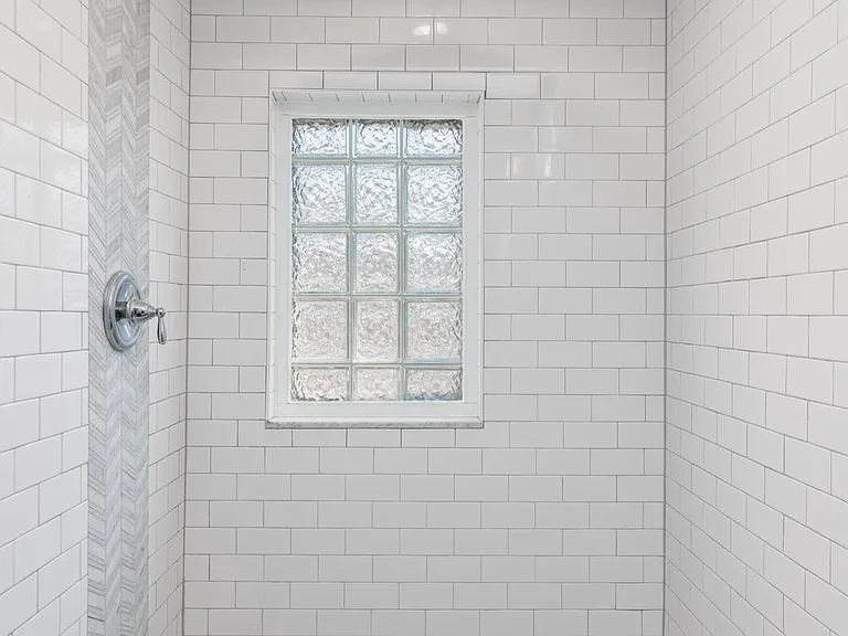 1733 Fleet St #4 — Photo 12