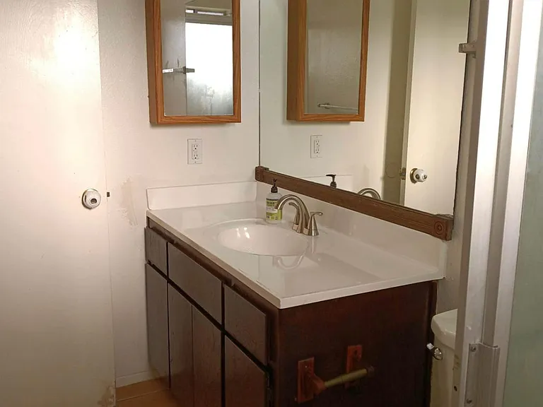 1837 E Brookdale St — Photo 5
