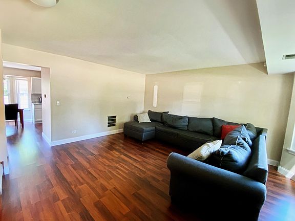 4th image of 1239 Huntington Dr