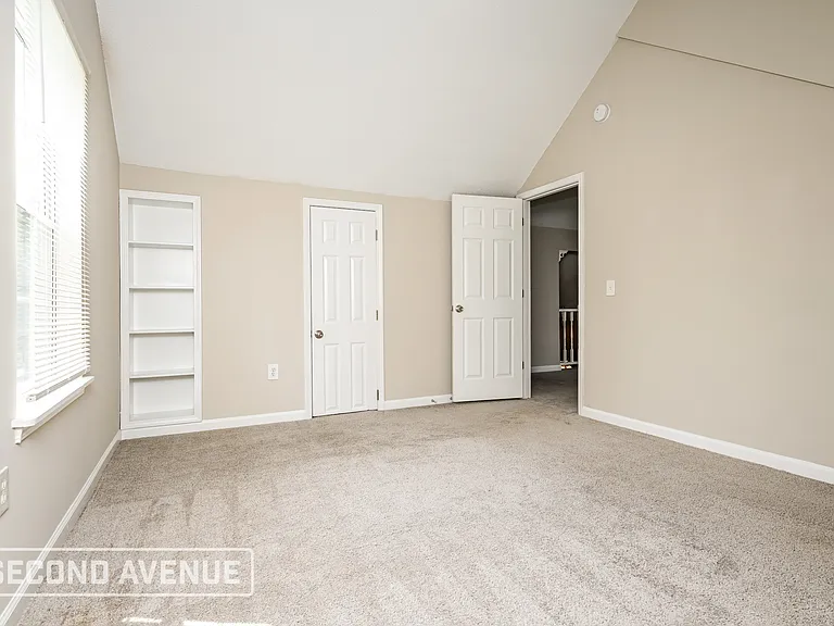 2370 Iron Horse Dr — Photo 15