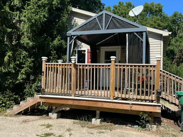 15894 Quaker St, Vandalia, MI 49095