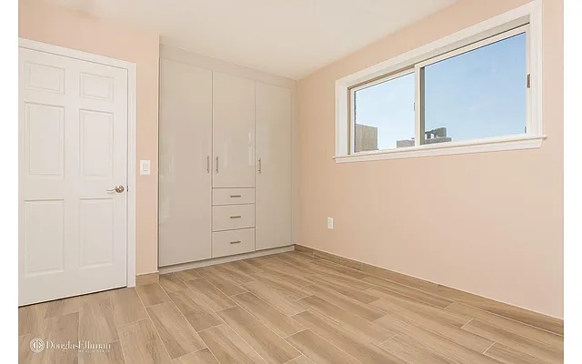 Rented by Douglas Elliman | media 54