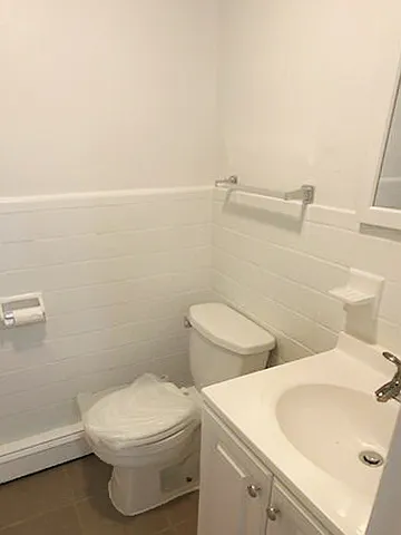 114 Franklin St #2 — Photo 4