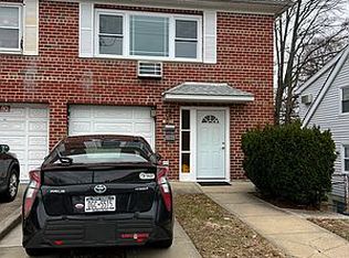 4180 Little Neck Pkwy #2, Little Neck, NY 11363