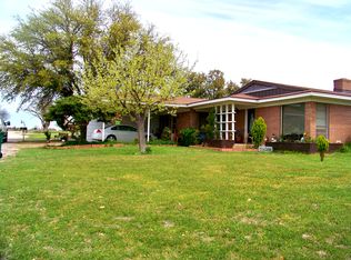 1202 Smith St, Throckmorton, TX 76483