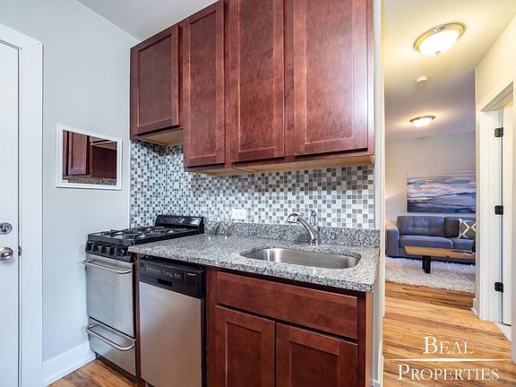 4th image of 2906 N Mildred Ave APT 1P