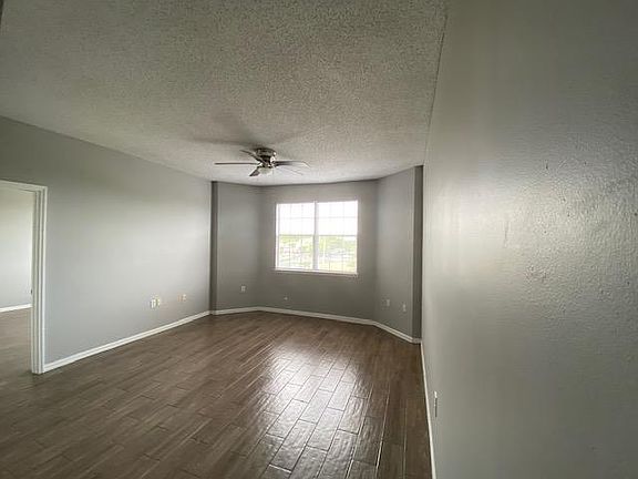 5th image of 10831 Windsor Walk Dr #1311
