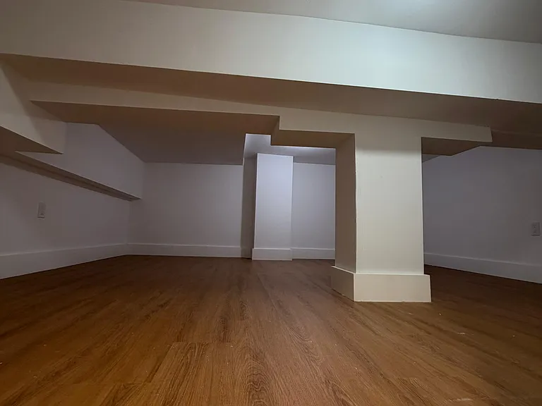 228 N 7th St #117 — Photo 8