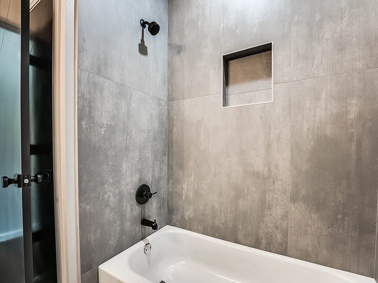 14301 Village Trl — Photo 30