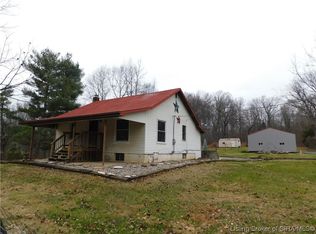 306 E Shorts Corner Rd, Pekin, IN 47165